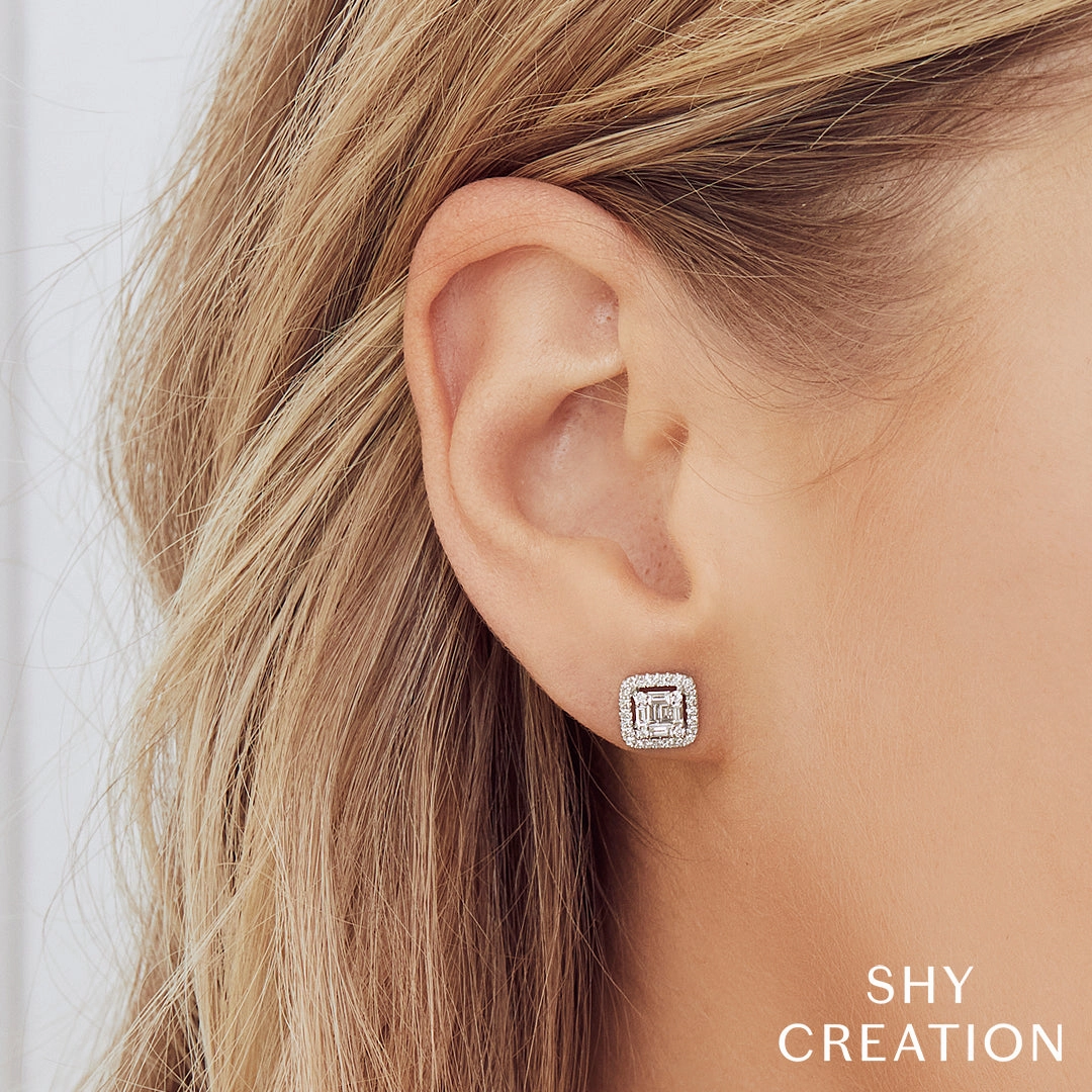 0.43CT DIAMOND BAGUETTE STUD EARRING