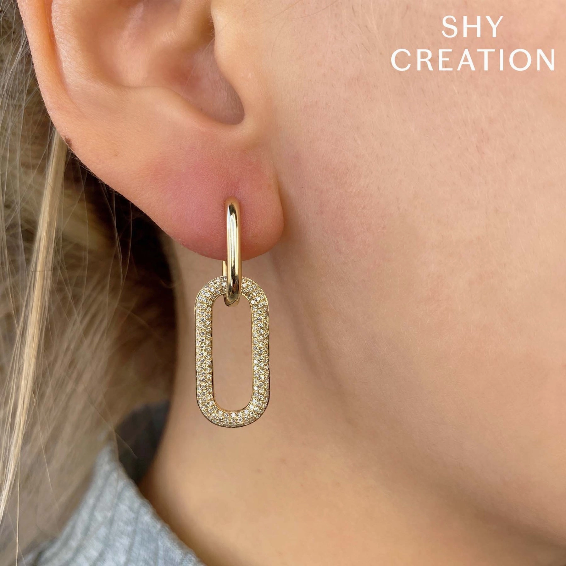 0.71CT DIAMOND PAVE EARRING