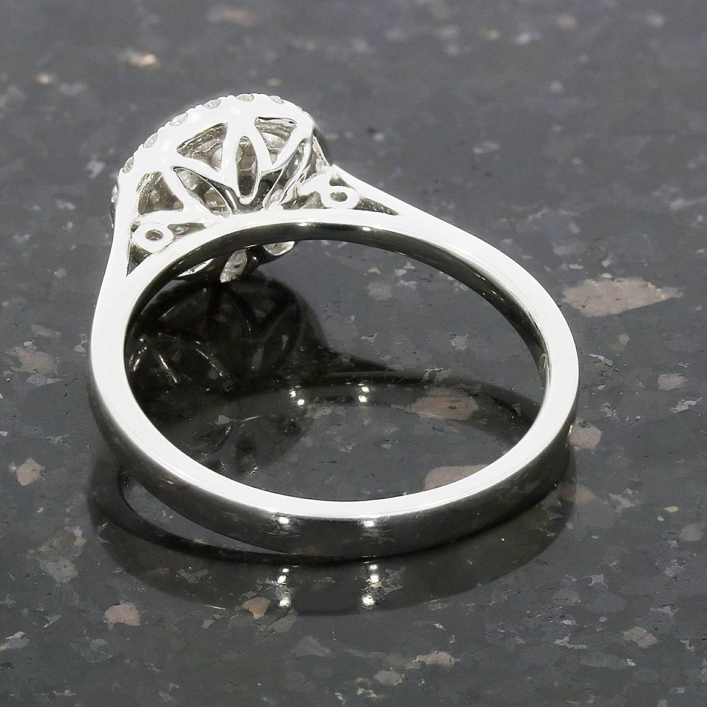 18ct White Gold 0.50ct Halo Cluster Diamond Ring