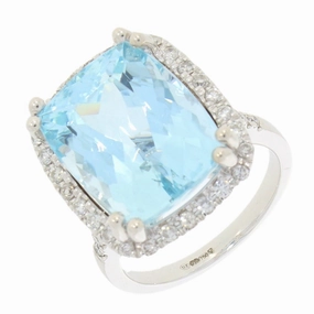 18ct White Gold 10.0ct Aquamarine and 0.60cts Diamond Cluster Ring