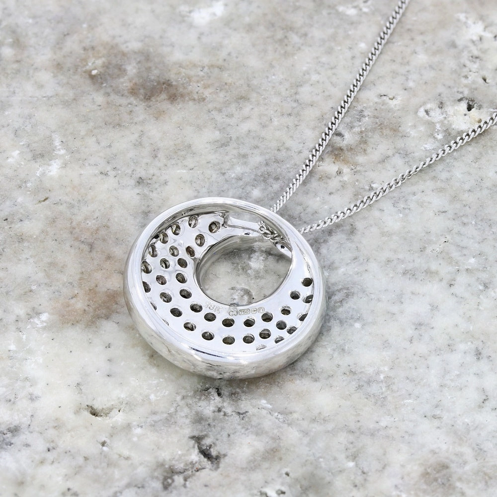 18ct White Gold 1.02cts Champagne Diamond Circular Pendant and Chain Necklace