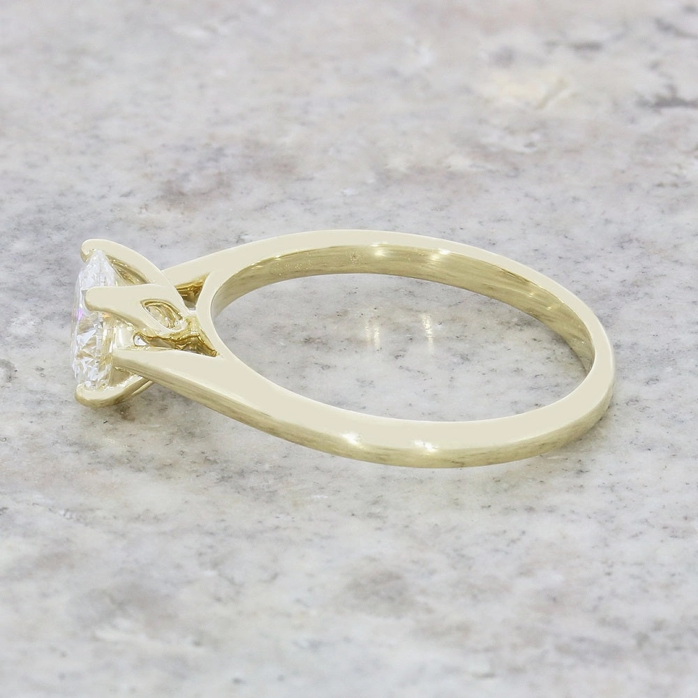 9ct Gold 1.00ct Brilliant Cut Lab Grown Diamond Solitaire Ring D VS 2