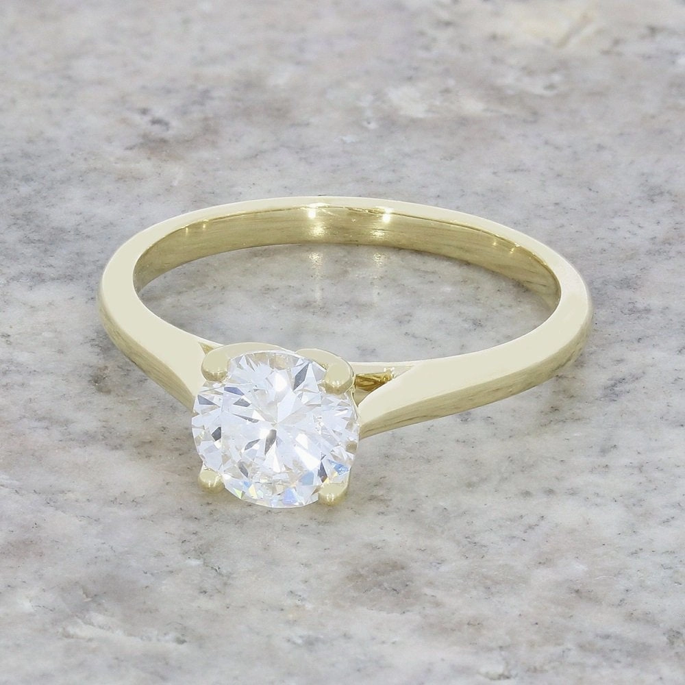 9ct Gold 1.00ct Brilliant Cut Lab Grown Diamond Solitaire Ring D VS 2