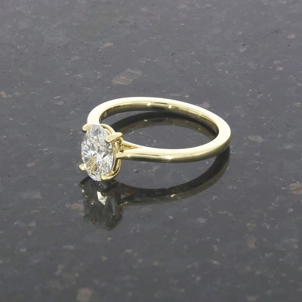 9ct Gold 1.00ct Oval Cut Lab Grown Diamond Solitaire Ring E VS2