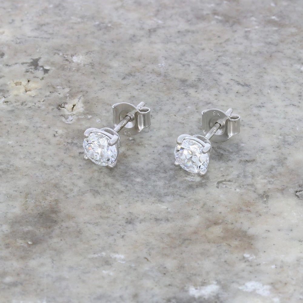 9ct White Gold 1.21cts Lab Created Brilliant Cut Diamond Solitaire Stud Earrings