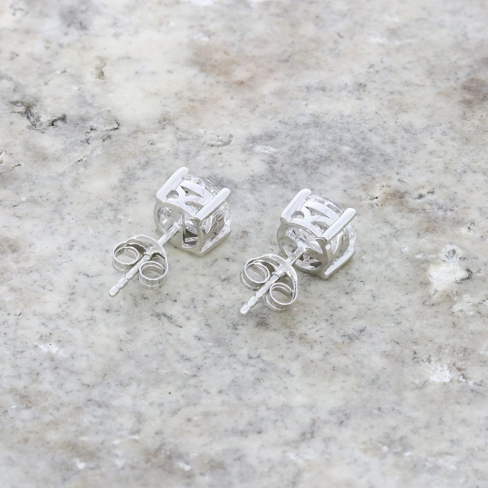 9ct White Gold 2.00cts Lab Grown Diamonds Solitaire Stud Earrings