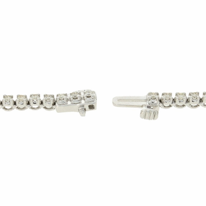 9ct White Gold 3.28cts Diamond Graduated Line Necklace