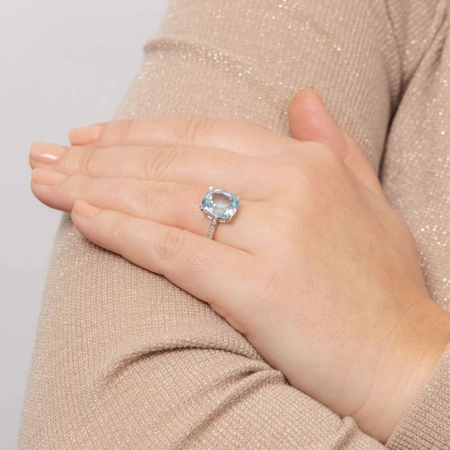 9ct White Gold Blue Topaz and Diamond Cocktail Ring