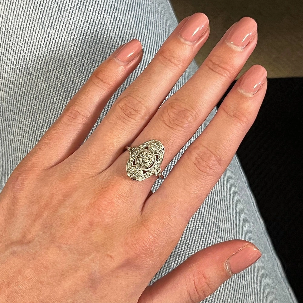 9ct White Gold Diamond Ring in a Vintage Boat Design
