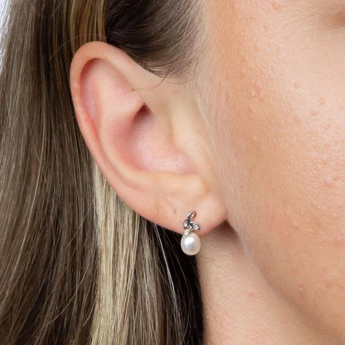 9ct White Gold Freshwater Pearl and Diamond Earrings GE2342W