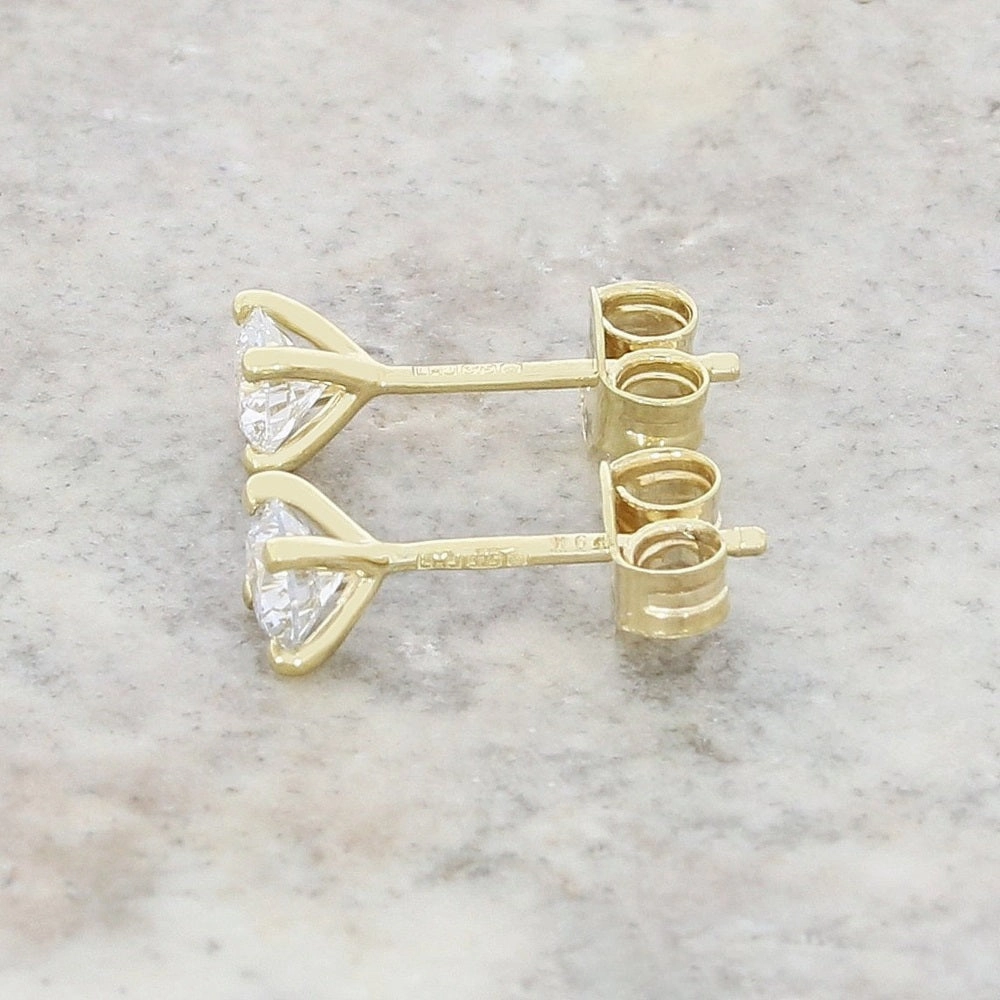 9ct Yellow Gold 0.76cts Lab Grown Brilliant Cut Diamond Stud Earrings