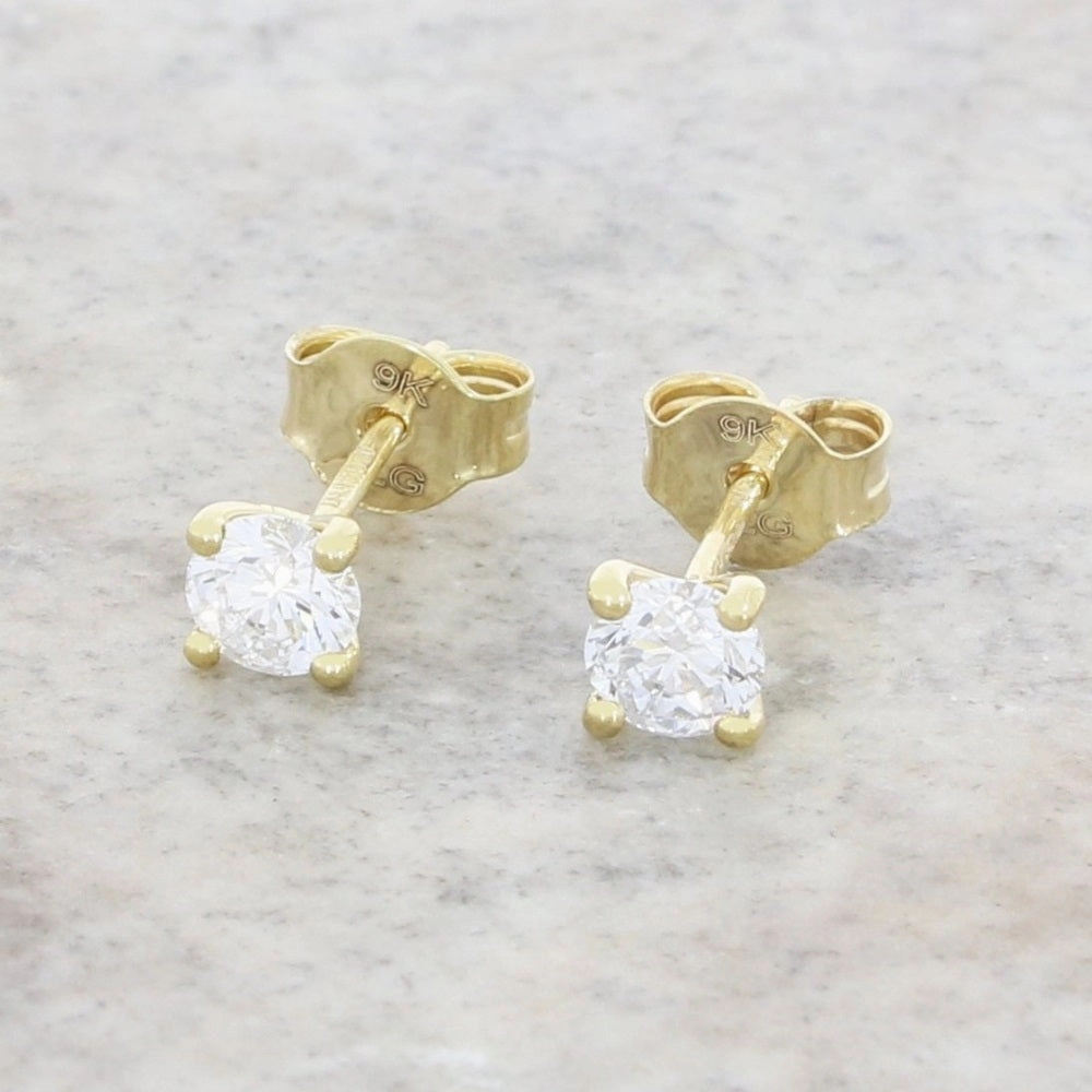 9ct Yellow Gold 0.76cts Lab Grown Brilliant Cut Diamond Stud Earrings