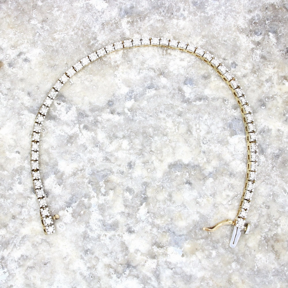9ct Yellow Gold 2.00cts Diamond Line Tennis Bracelet