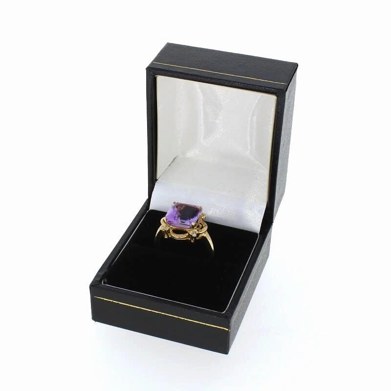 9ct Yellow Gold Amethyst and Diamond Dress Ring