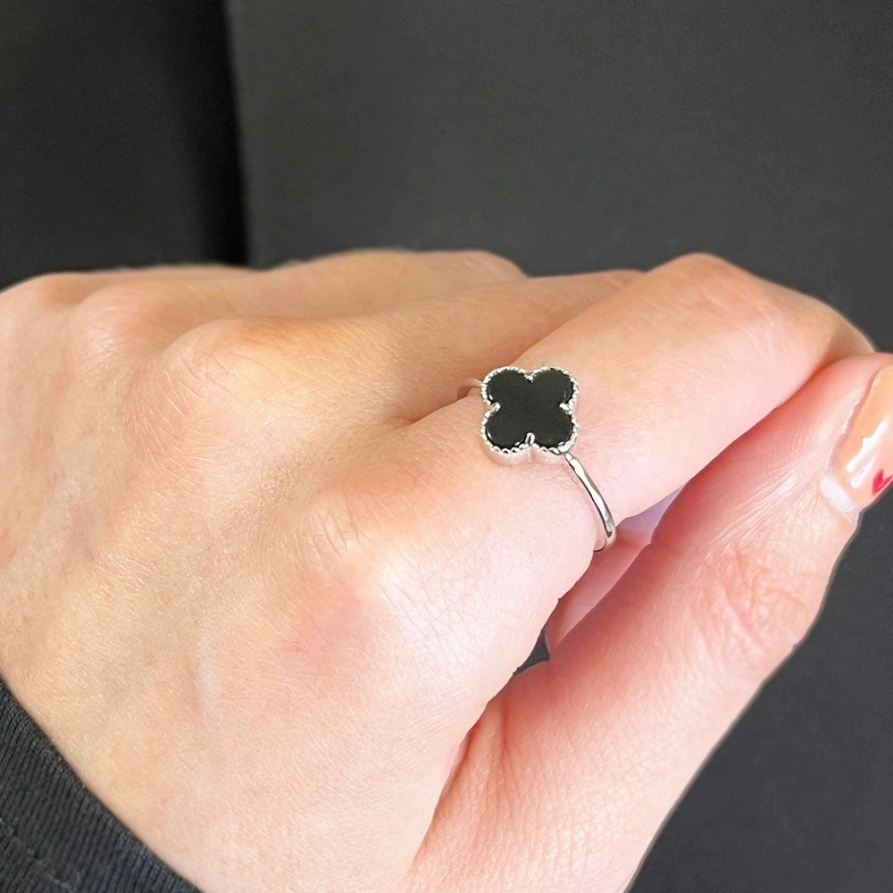Four Leaf Clover Sterling Silver Ring Black Stone GVL041