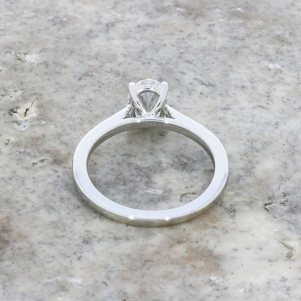 Platinum 1.00ct Oval Brilliant Cut Lab Grown Diamond Solitaire Ring D VS1