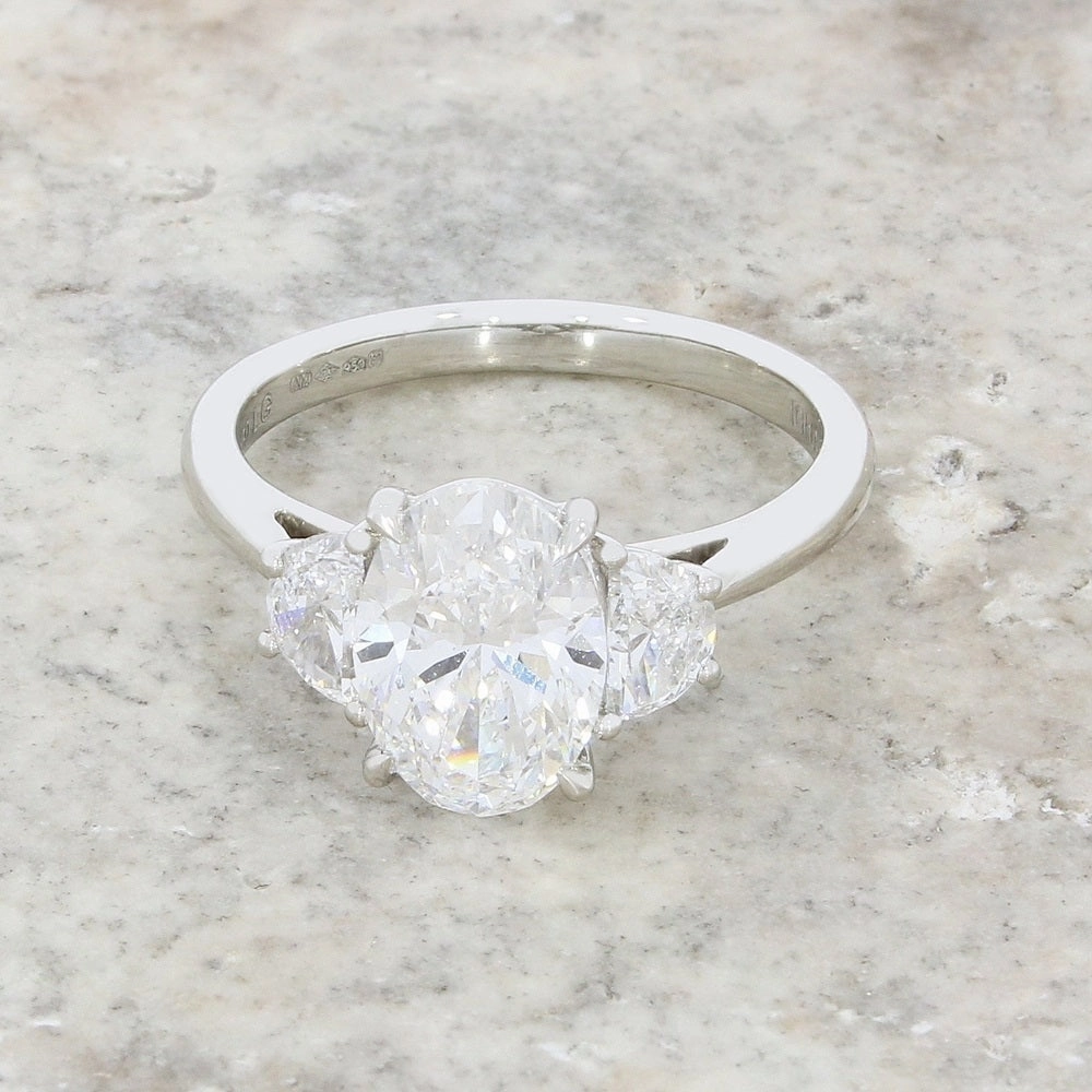 Platinum 2.09cts Lab Grown Diamond Oval Cut Dress Ring