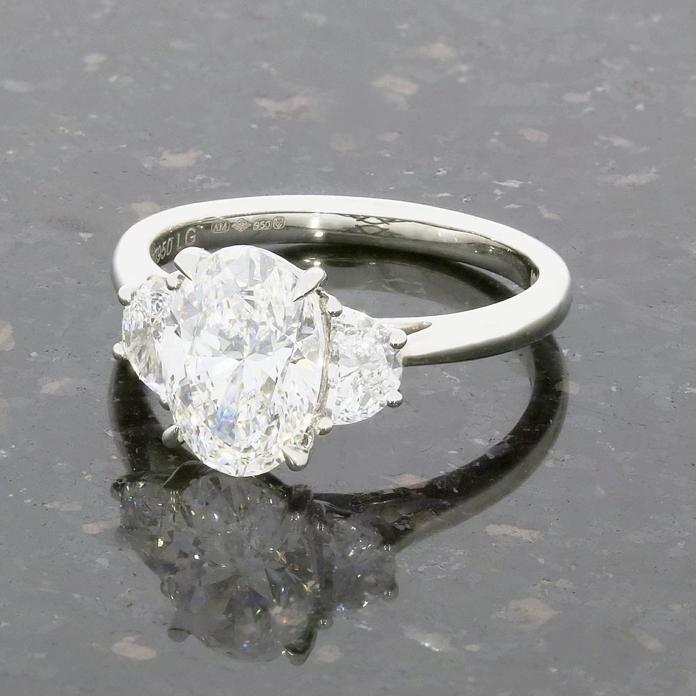 Platinum 2.09cts Lab Grown Diamond Oval Cut Dress Ring