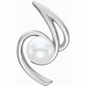 Platinum Cultured White Freshwater Pearl Pendant