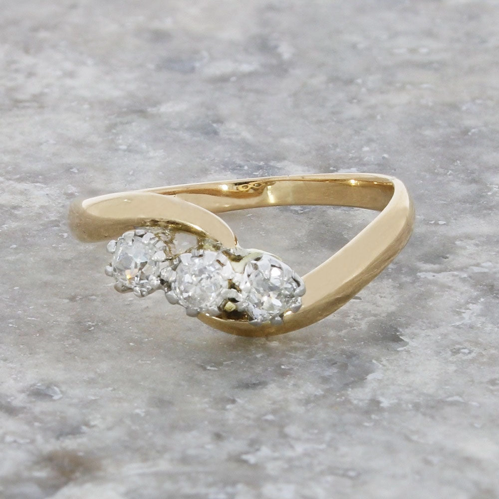 Pre Owned 18ct Yellow Gold 3 Stone Trilogy 0.35cts Diamond Ring