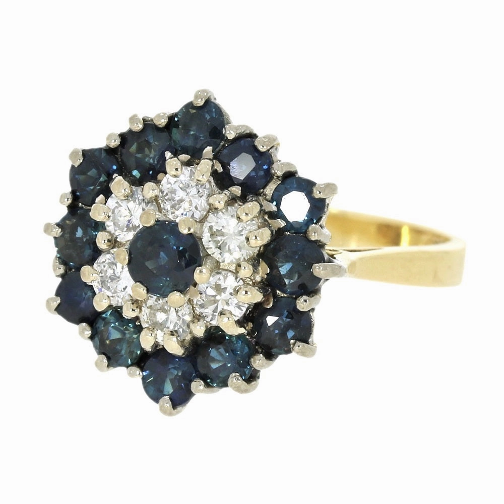 Pre Owned 18ct Yellow Gold Sapphire And 0.25cts Diamond Cluster Ring
