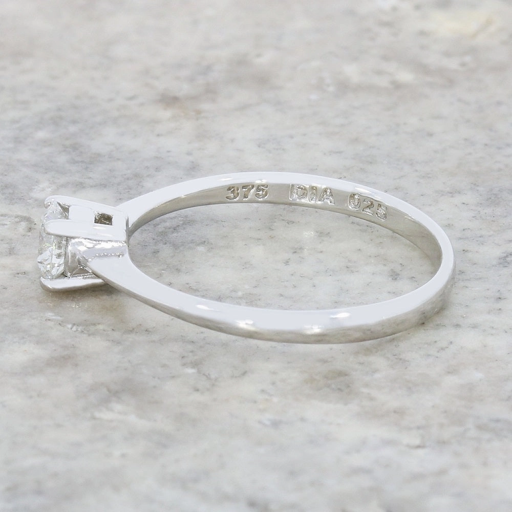Pre Owned 9ct White Gold 0.25cts Diamond Solitaire Ring