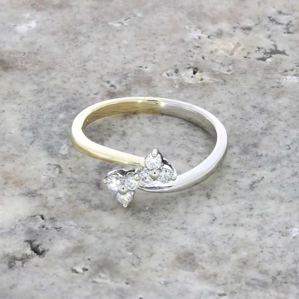 Pre Owned 9ct Yellow and White Gold 0.25cts Brilliant Cut Diamond Cluster Ring