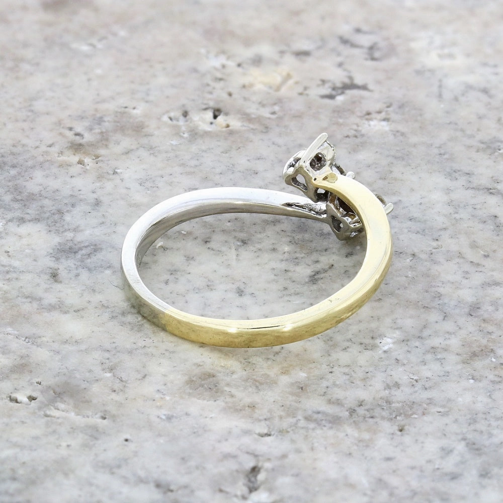 Pre Owned 9ct Yellow and White Gold 0.25cts Brilliant Cut Diamond Cluster Ring