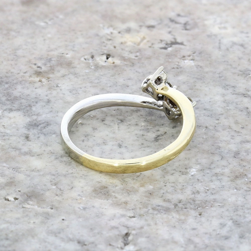 Pre Owned 9ct Yellow and White Gold 0.25cts Brilliant Cut Diamond Cluster Ring