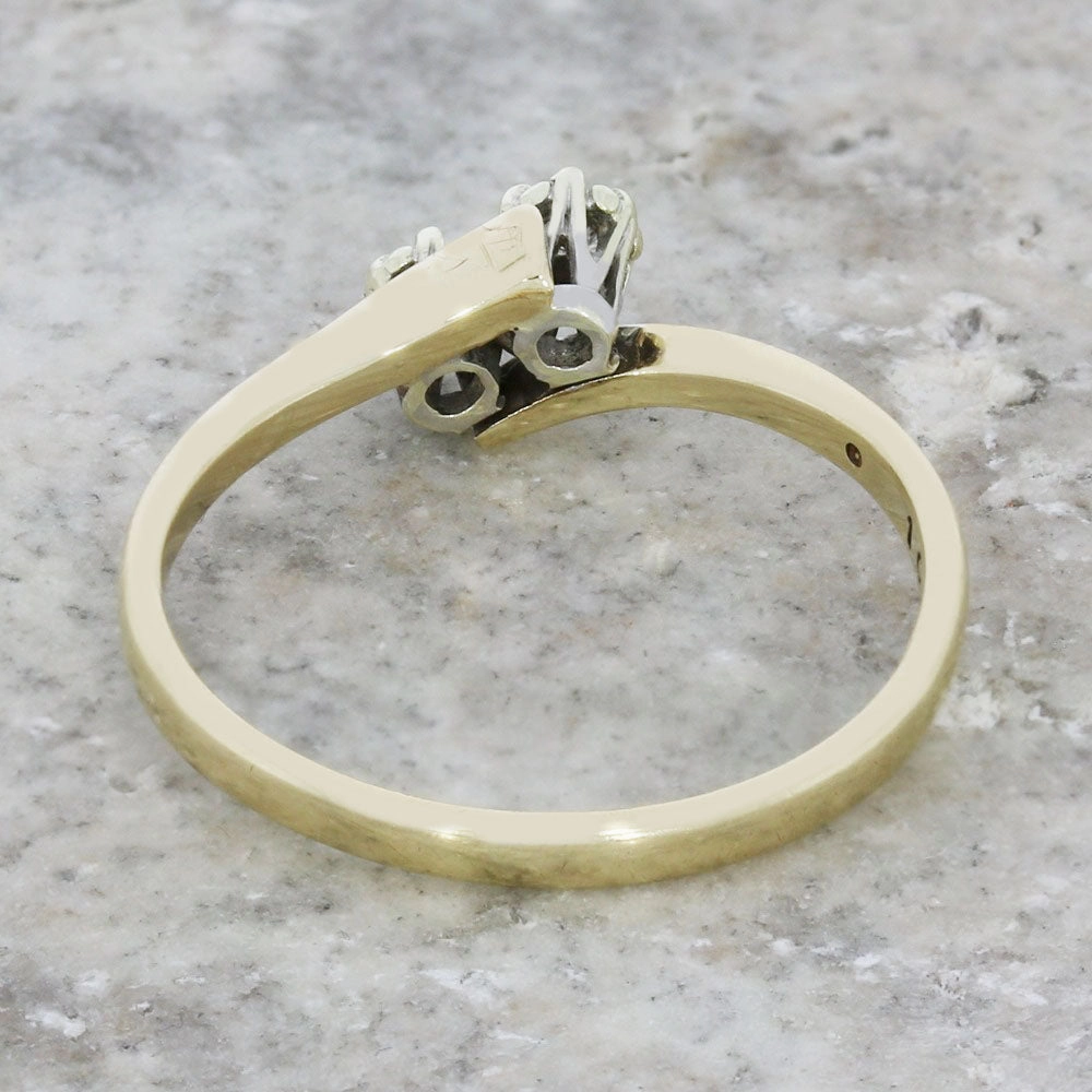 Pre Owned 9ct Yellow Gold 0.10cts Diamond Dress Ring