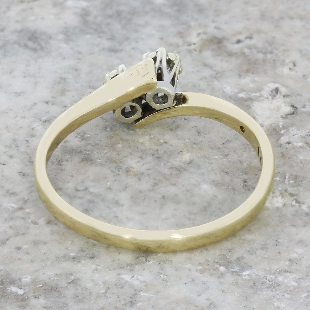 Pre Owned 9ct Yellow Gold 0.10cts Diamond Dress Ring