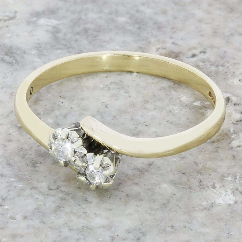 Pre Owned 9ct Yellow Gold 0.10cts Diamond Dress Ring