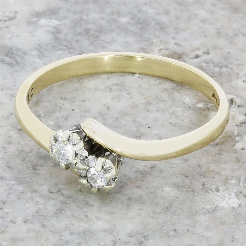 Pre Owned 9ct Yellow Gold 0.10cts Diamond Dress Ring