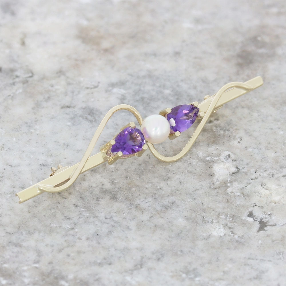 Pre Owned 9ct Yellow Gold Amethyst And Freshwater Pearl Bar Brooch
