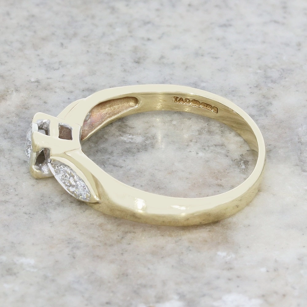 Pre Owned 9ct Yellow Gold Diamond Solitaire Ring