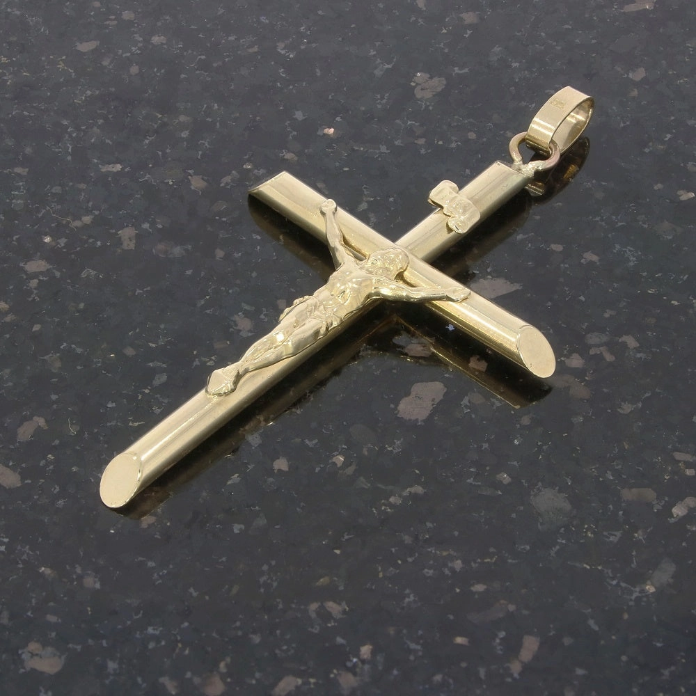 Pre Owned 9ct Yellow Gold Large Crucifix Cross Pendant