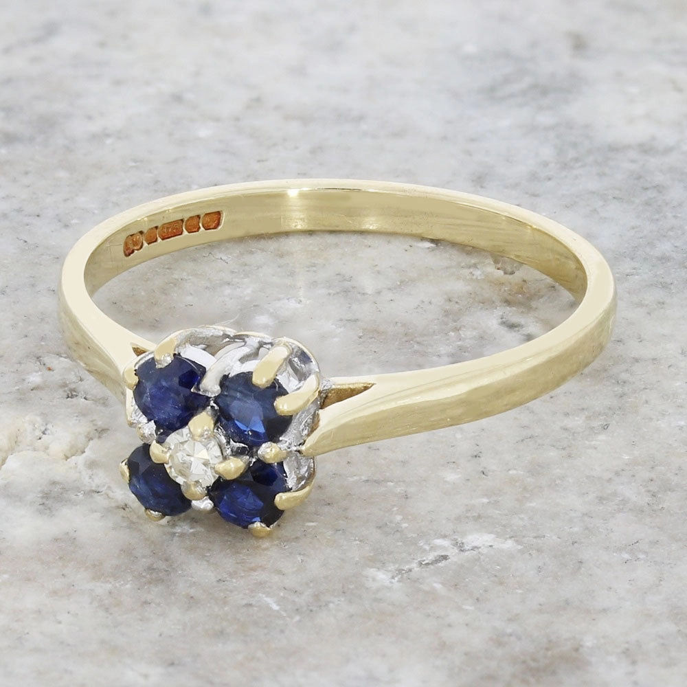 Pre Owned 9ct Yellow Gold Sapphire and Diamond Ring