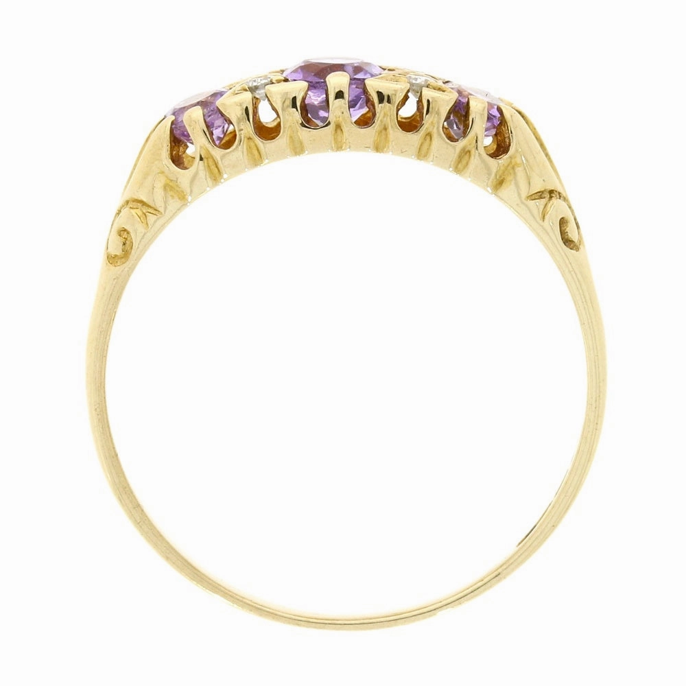 Pre Owned 9ct Yellow Gold Vintage Design Amethyst and Diamond Ring