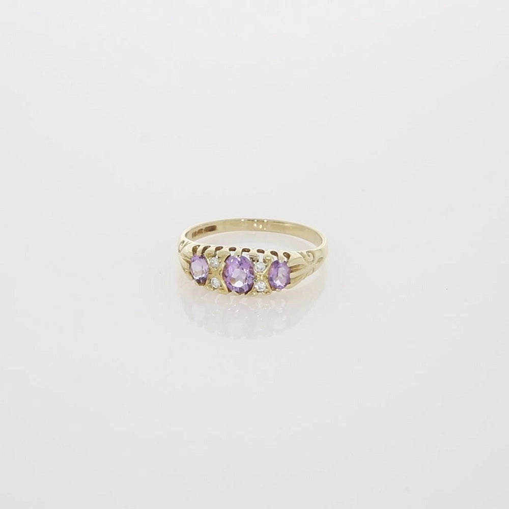 Pre Owned 9ct Yellow Gold Vintage Design Amethyst and Diamond Ring