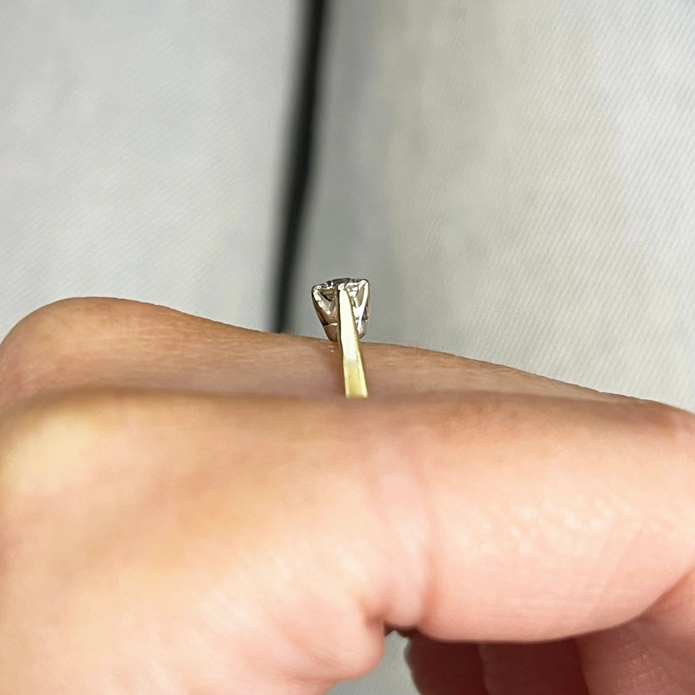 Pre Owned Ladies 18ct Yellow Gold 0.20cts Diamond Solitaire Ring