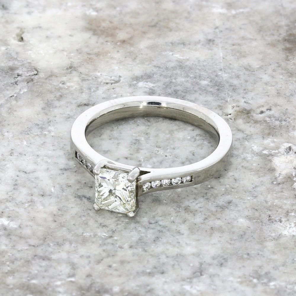 Pre Owned Palladium 1.05cts Princess Cut Diamond Solitaire Ring