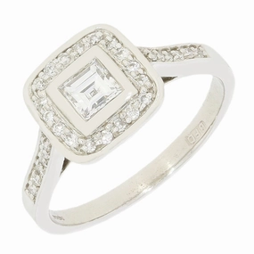 Pre Owned Platinum 0.50cts Diamond Princess Halo Ring