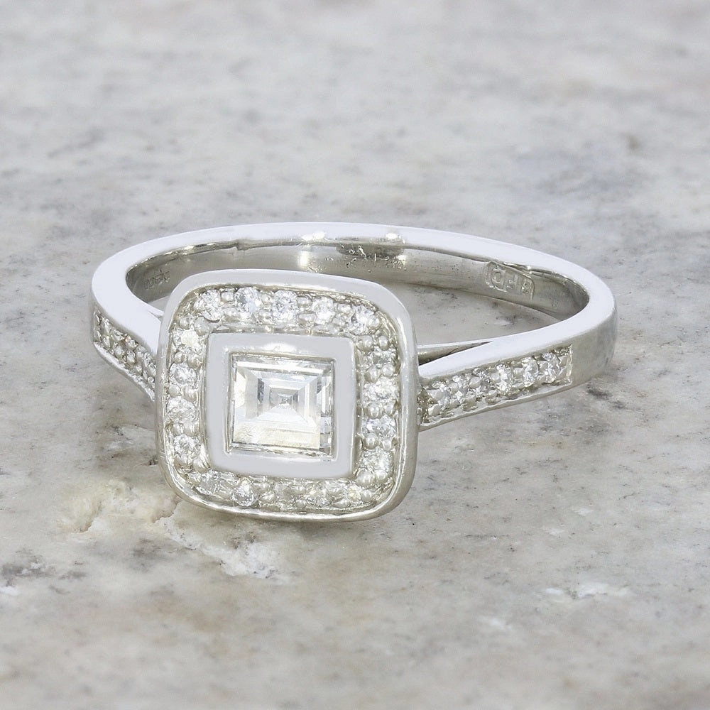 Pre Owned Platinum 0.50cts Diamond Princess Halo Ring