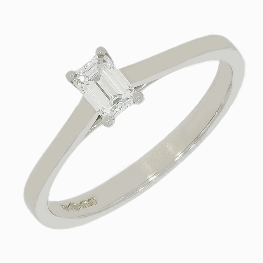 Pre Owned Platinum Emerald Cut Diamond Solitaire Ring
