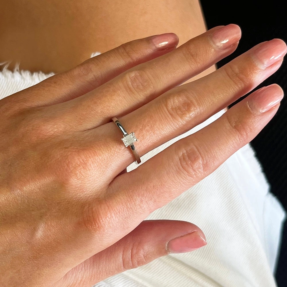 Pre Owned Platinum Emerald Cut Diamond Solitaire Ring
