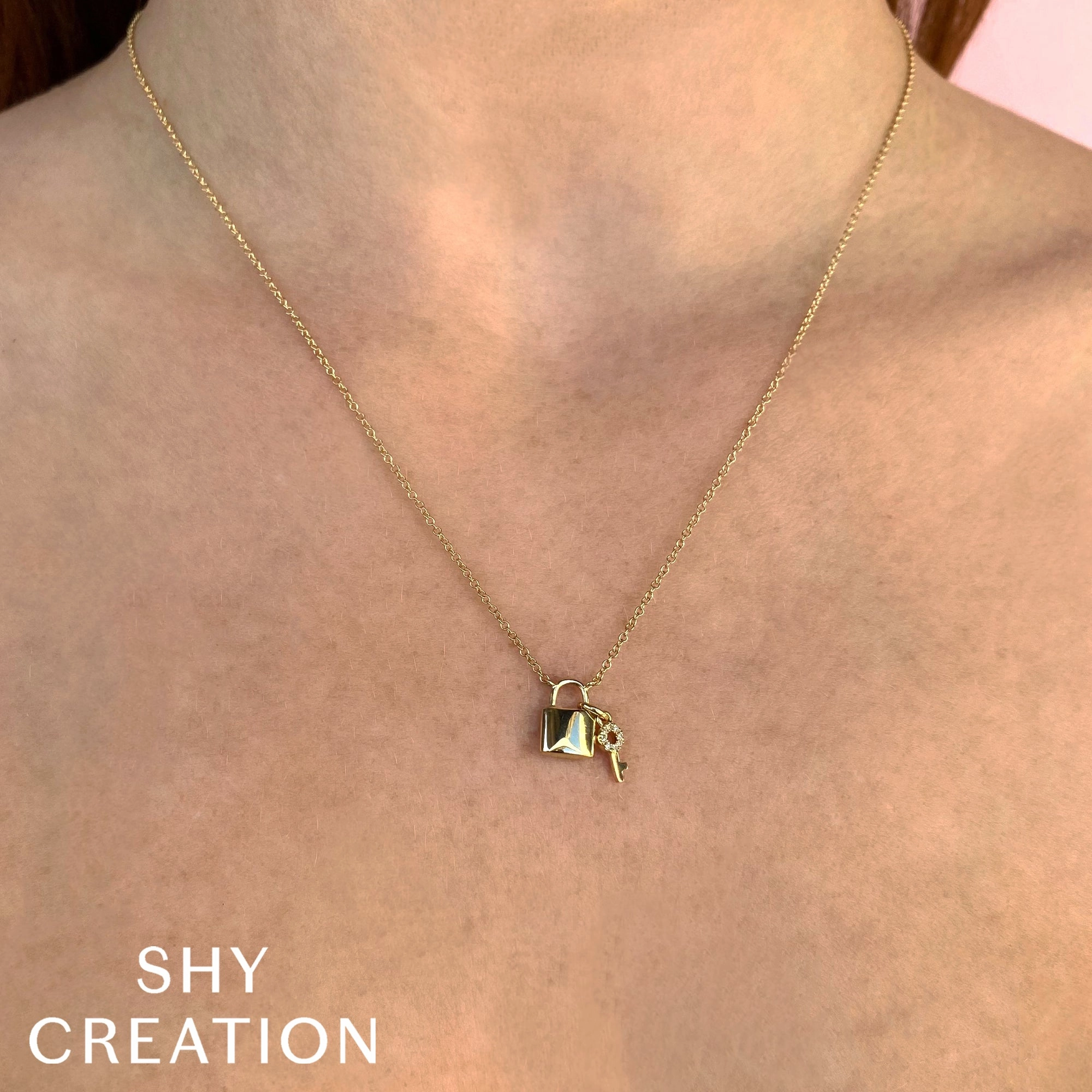 Shy Creation 0.02Ct Diamond Lock & Key Necklace SC55024796