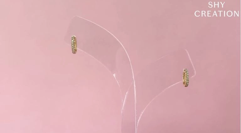Shy Creation 0.04Ct Diamond Mini Huggie Earring SC22004026V3
