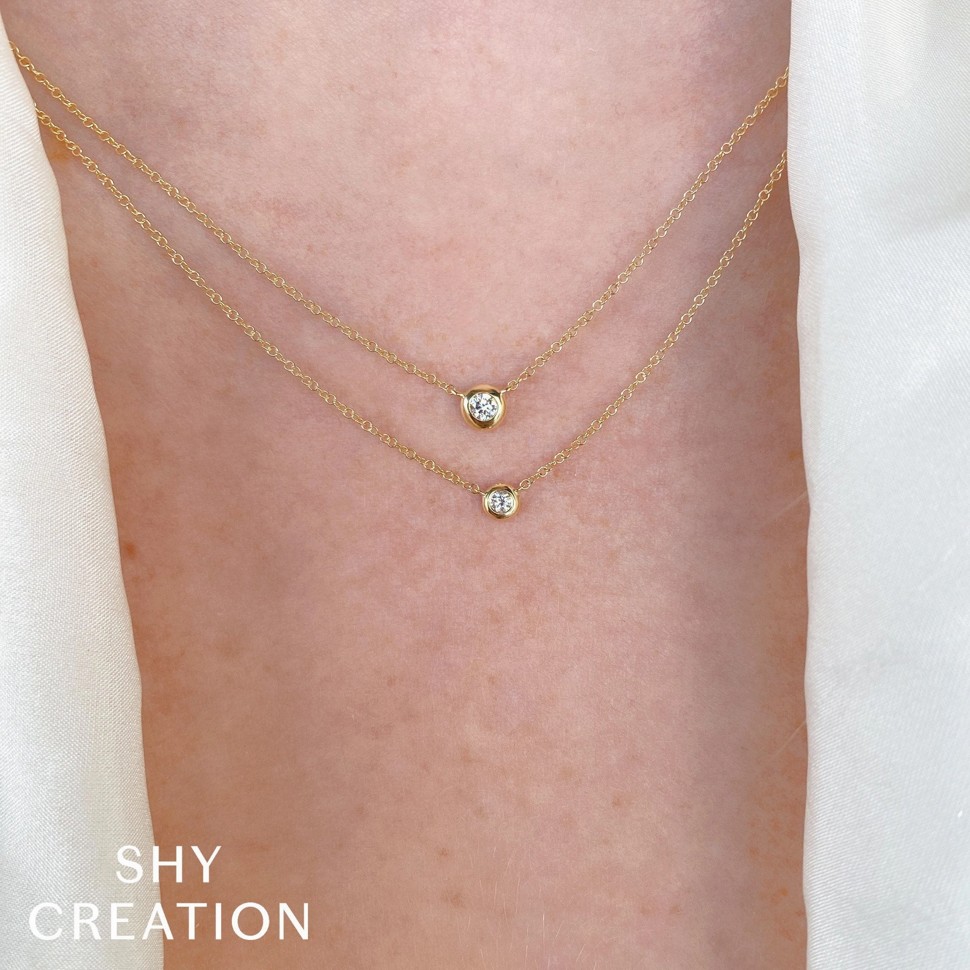 Shy Creation 0.05Ct Diamond Bezel Necklace SC55003228