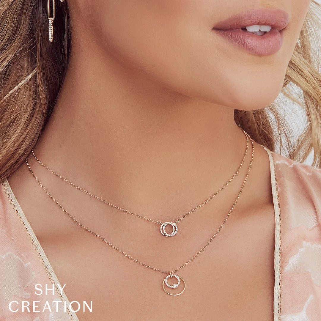Shy Creation 0.07Ct Diamond Love Knot Circle Necklace SC55009638
