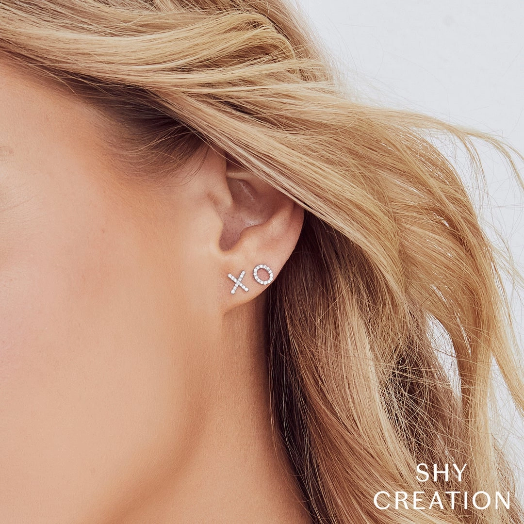 Shy Creation 0.09Ct Diamond "Xo" Stud Earring SC55001319